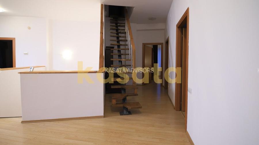 Vilă Individuală de vanzare cu teren de 1.000Mp. – Zona Jolie Ville - 36