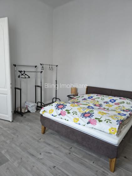 Apartament in zona centrala,finisat (cladire istorica ),mobilat,cu parcare - 10