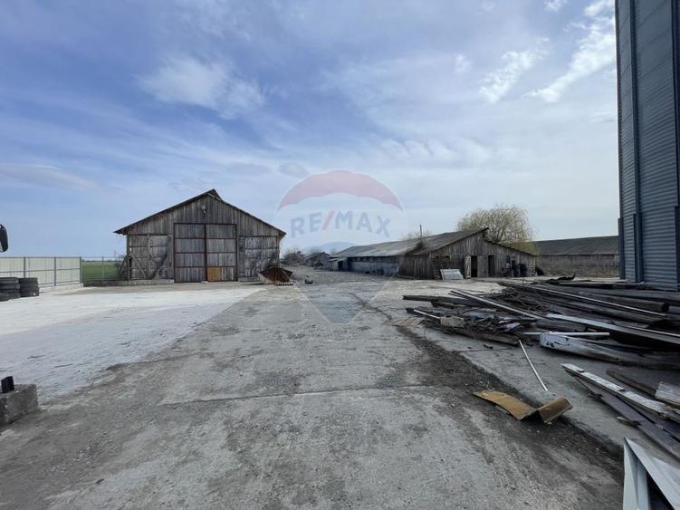 Teren 73,351mp plus Constructii Focsani / Calea Munteniei