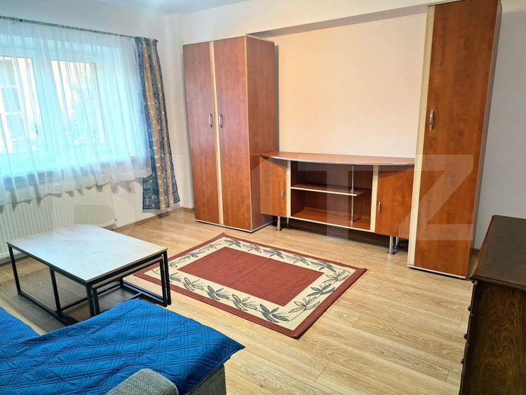 Apartament 3 camere, 70 mp, zona Racadau