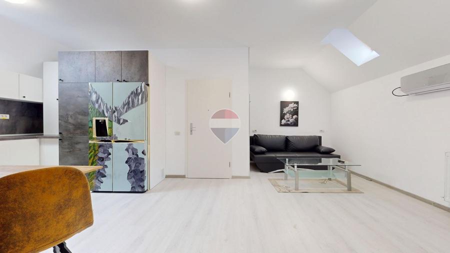 Apartament 3 camere Premium | Ultra dotat | Curte privată & Parcare