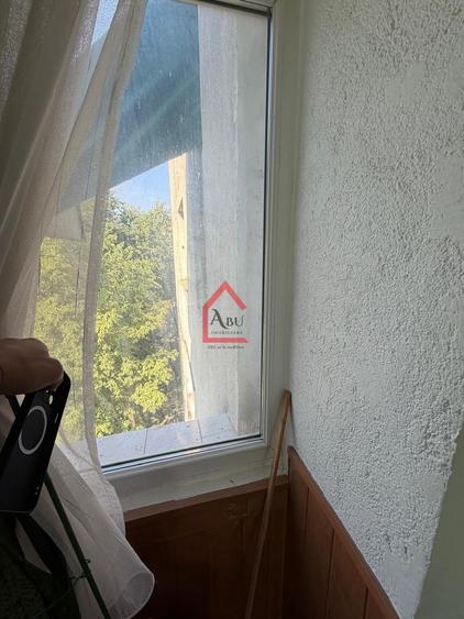 Apartament cu o camera, Podu Ros, etaj 2