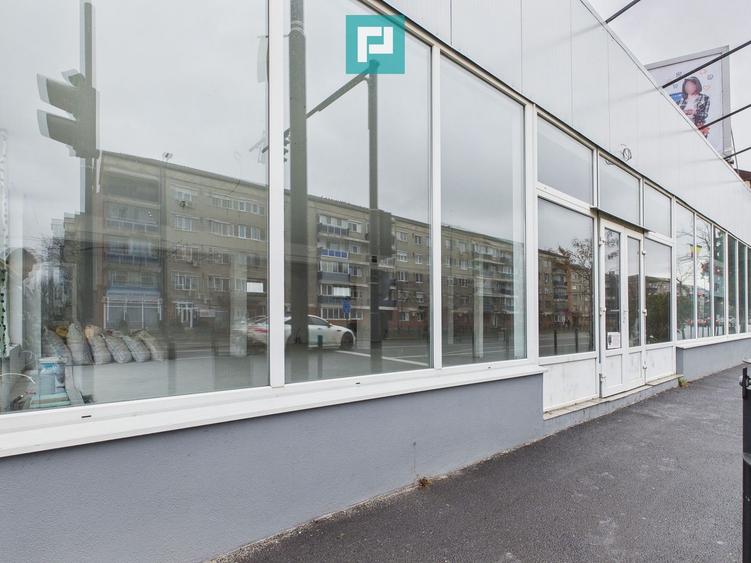 Spațiu comercial 200mp + 90mp mansarda - Cantemir