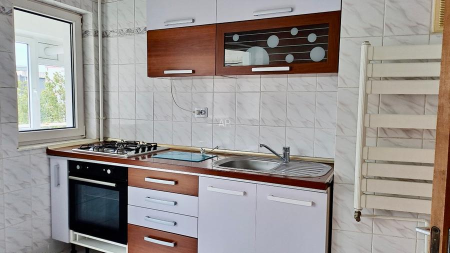 Proprietar, închiriez 2 camere, mobilat, utilat, parcare, centrul civic, Toamnei - 12