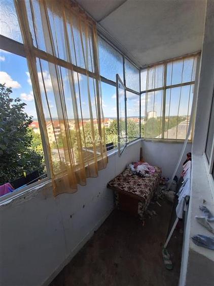 Apartament 2 camere decomandat zona Narcisa - 9