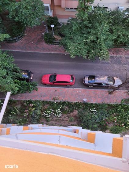 🏡 **Apartament 3 camere de închiriat | Nerva Traian | Centrală proprie