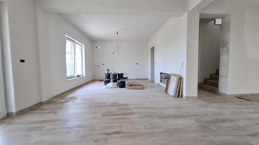 Tva inclus!Casa Valea Lupului,4 camere,400 mp teren,Canalizare,0% Comision