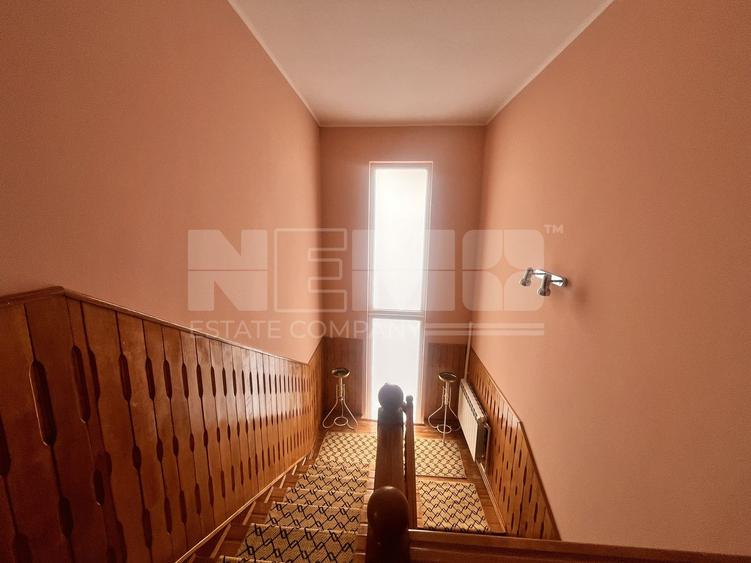 Casă De Vânzare cu 9 Ari teren I Fălticeni /Zona Spitalului I 270.000E