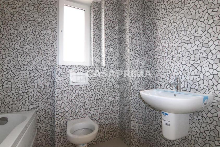 Apartament 2 camere + terasa proprie, geam baie, langa LIDL, statie autobuz
