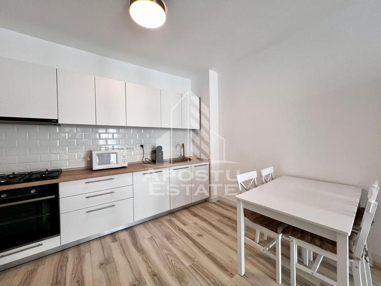 Apartament 2 camere, centrala proprie, loc de parcare, Torontalului