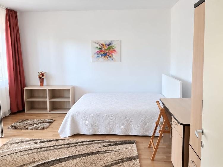 Apartament 48 mp, str. Traian Mosoiu, et.1, CT, loc de parcare