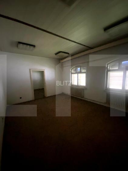 Clădire mixtă cu teren și hală – vad comercial DN11, Ozun - 7