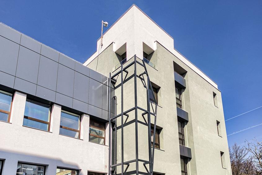 Spațiu modern de inchiriat destinat clinicilor sau companiilor