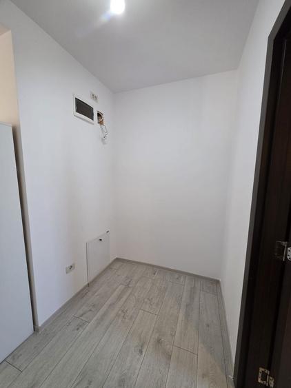 Terasa mare. Langa Zone 2. Mobilat si utilat