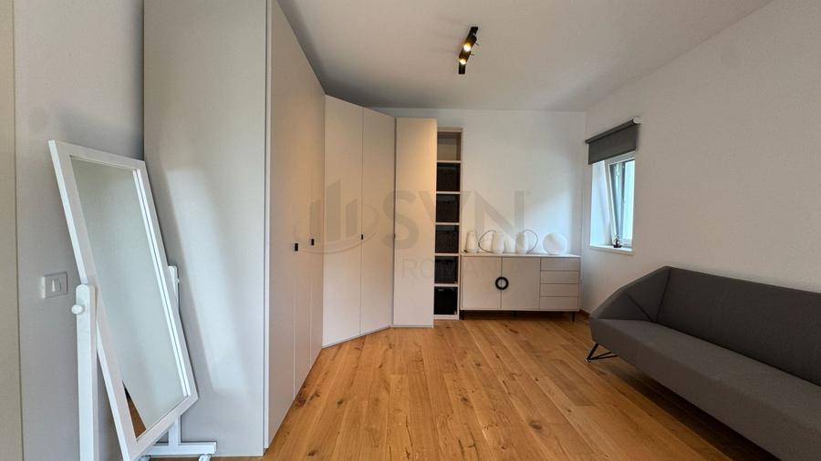 REV2005736 Vila Individuala De Vanzare l Cartier Privat langa Padure