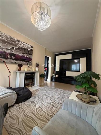 Inchiriere 3 camere zona Racadau gama LUX, etaj 5, insorit - 4