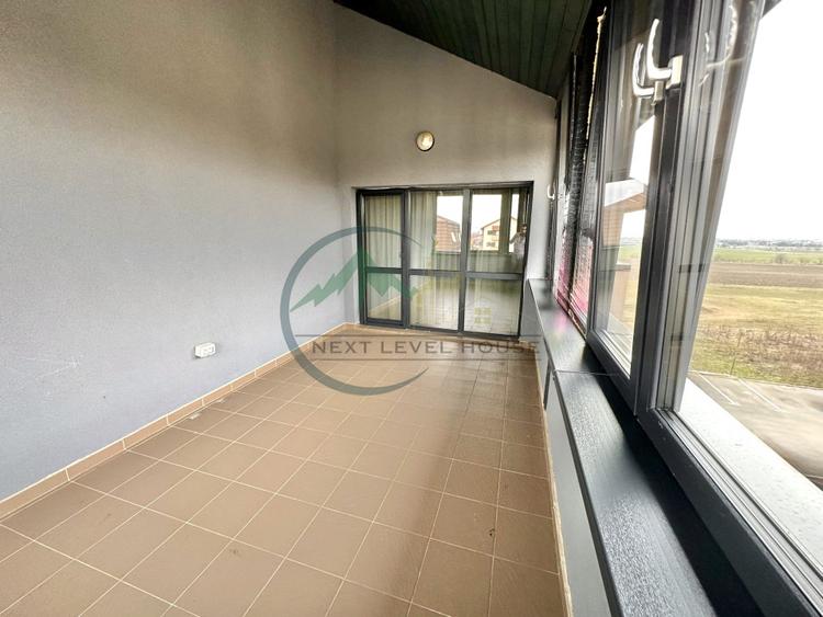 Apartament 3 camere, terasa generoasa