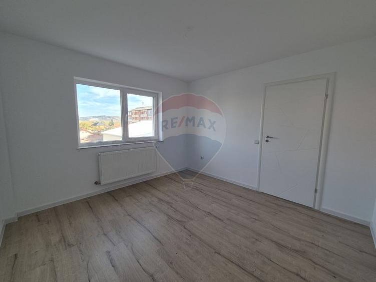 Apartament 2 camere de vânzare