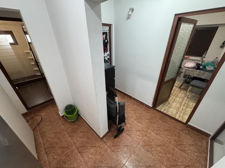 Apartament 2 camere zona Casa de Cultura cu Centrala si Loc de Parcare
