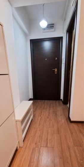 Apartament - 2 camere - semidecomandat - Parc Tineretului