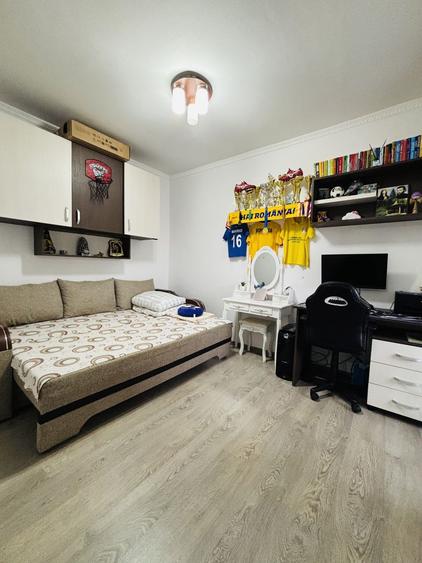 Apartament 2 camere, Zona Rogerius