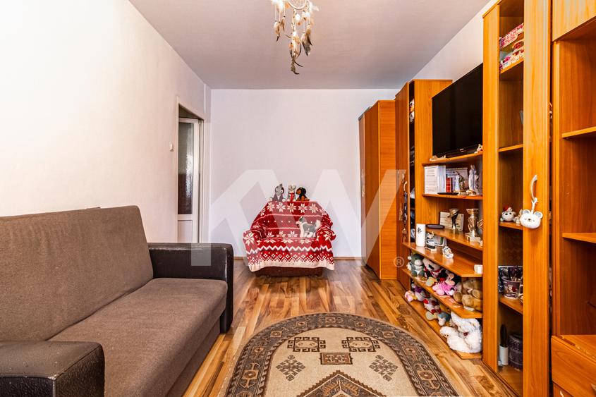 Apartament 3 camere de vanzare -Bartolomeu
