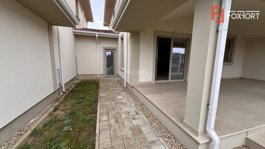 Duplex de vanzare cu 5 camere, despartit prin garaj, zona Giroc  - 17