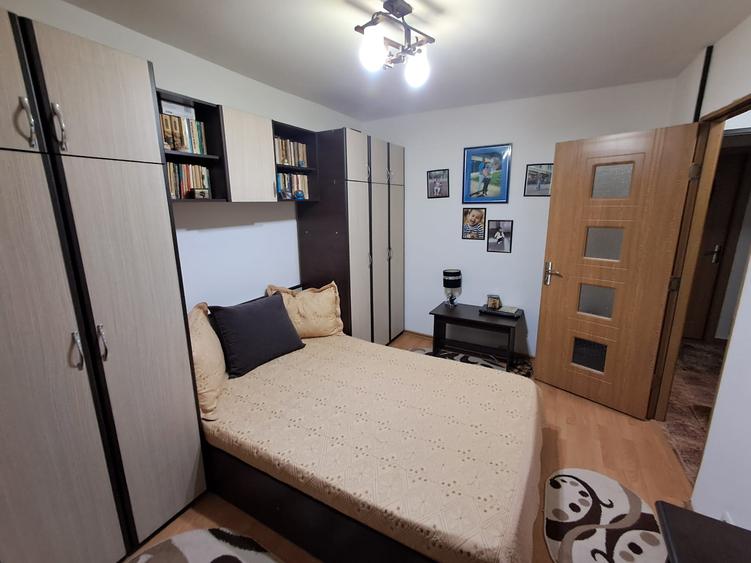 Apartament 3 camere | 67 mp | Luminos, îngrijit | Aproape de centrul Sloboziei