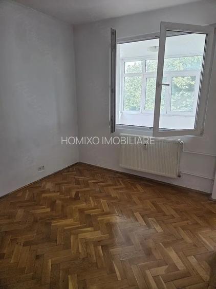 Vanzare  apartament 2 camere Dristor- Piata Ramnicu Sarat - 5