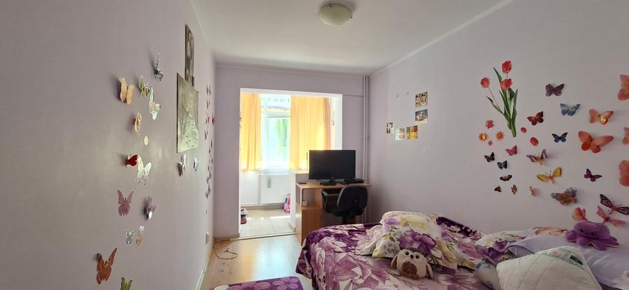 Apartament 3 camere, etaj 2, Micro 40