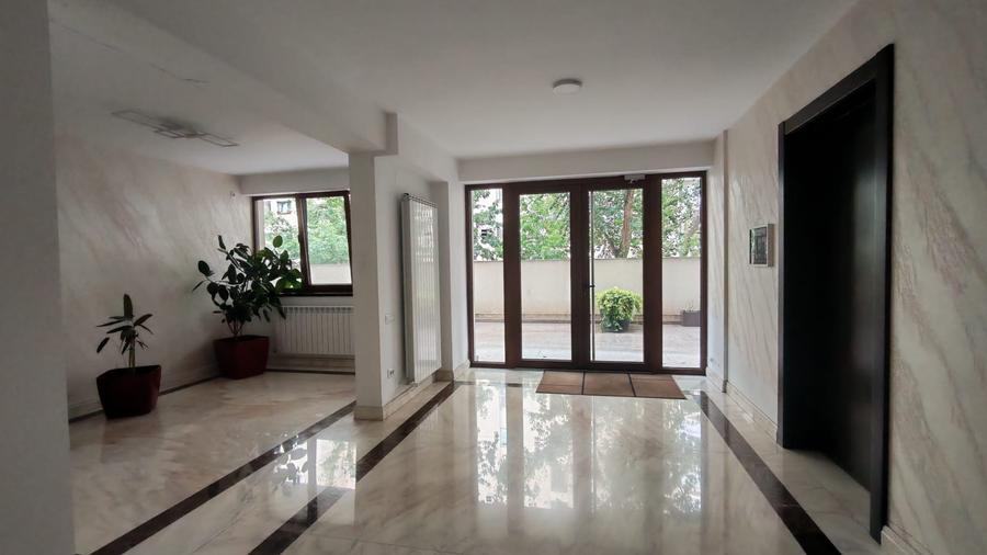 Apartament 3 camere  139 mp Palatul Parlamentului