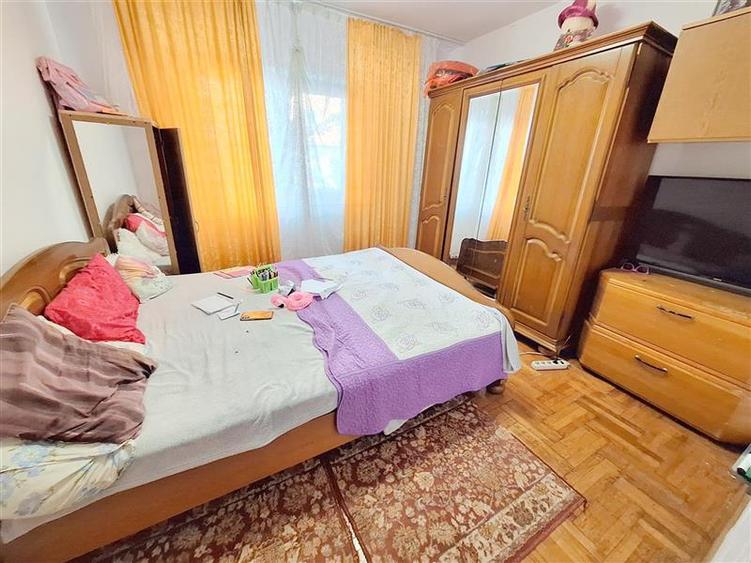 Apartament 3 camere decomandate, parter, zona Energiei