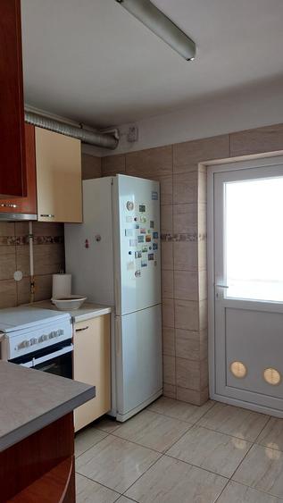2 CAMERE DECOMANDATE - INEL II