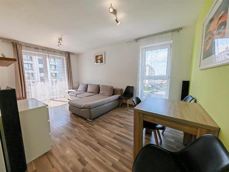 Inchiriem Apartament 2 Camere, Modern, Decomandat, Tractorul
