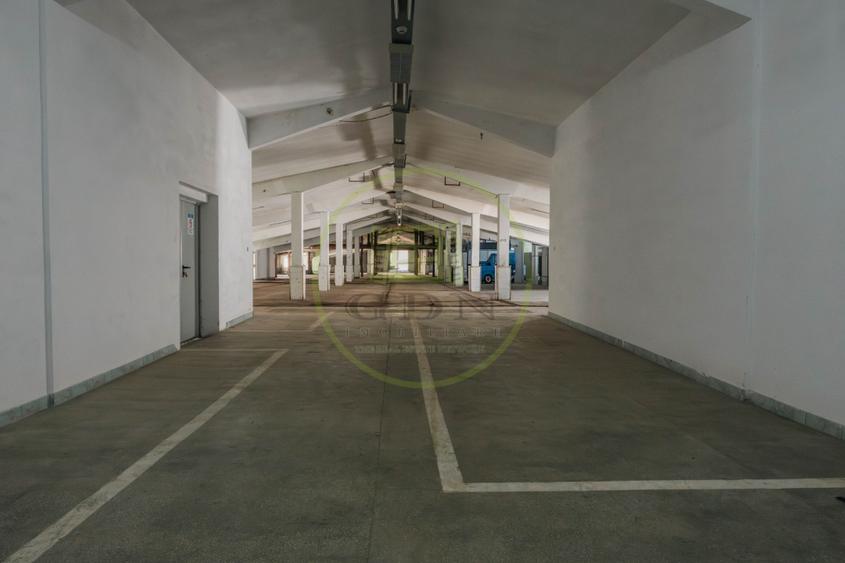 De vânzare teren 7.200 m2 + hale industriale. 4.250 m2 in Florești!
