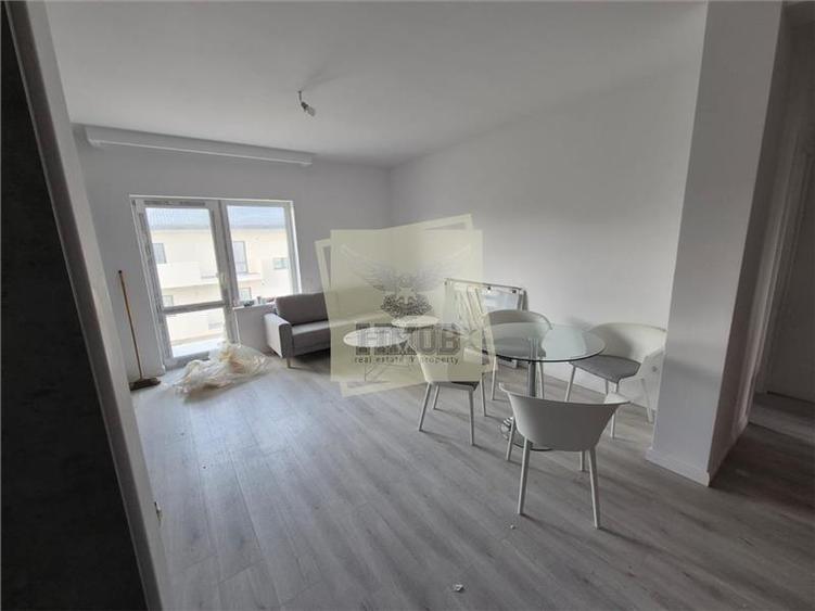 Apartament nou cu 3 camere balcon si parcare Doamna Stanca