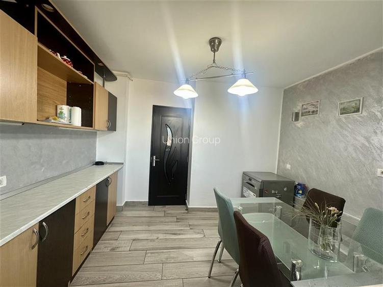 Apartament 3 Camere, Decomandat, Zona Tomis 3 - Comision 0 - 15