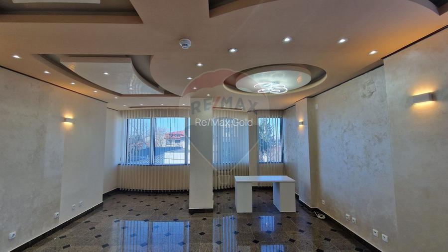 Spațiu de birouri de 1,054mp de închiriat în zona Bucureștii Noi - 32