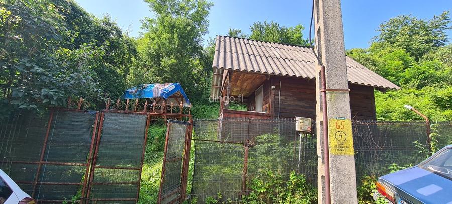 teren cu cabana si utilitati - 3