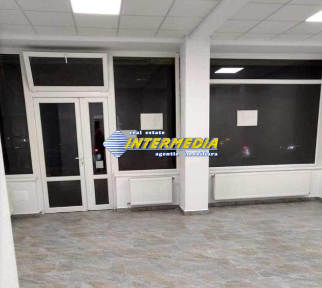 Vanzare Spatiu Comercial finisat si renovat 80 mp Alba Iulia Stadion sub