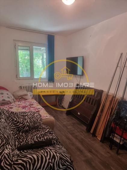 Apartament cu 2 camere - decomandat/ parter/ 42mp/ zona Alexandru Cel Bun