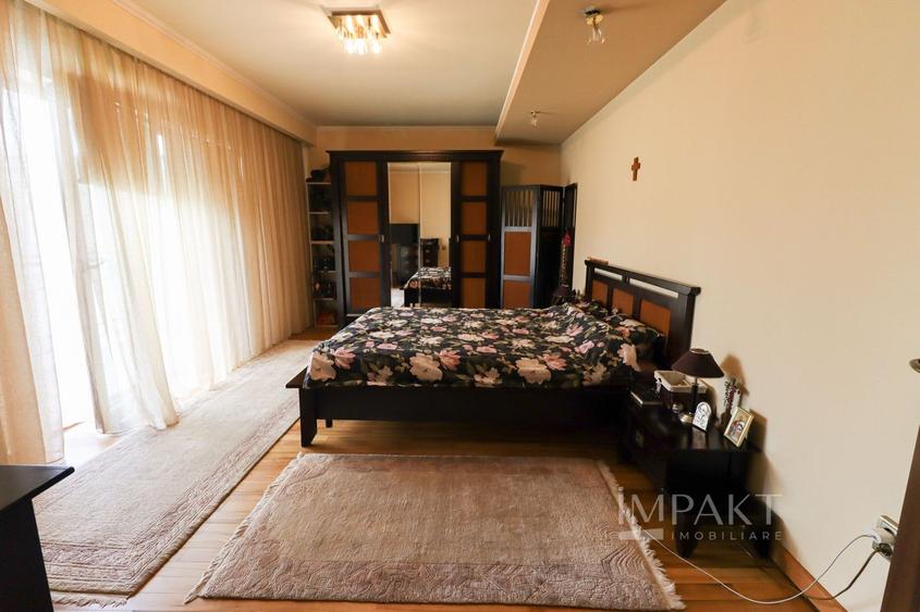 Casa individuala deosebita de vanzare, intr-o locatie de exceptie!
