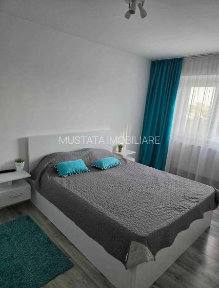 Apartament 3 camere decomandat, zona Garii. - 2