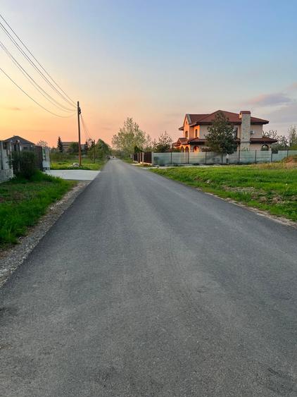 Teren Drumul Muntele Gaina, acces din strada asfaltata