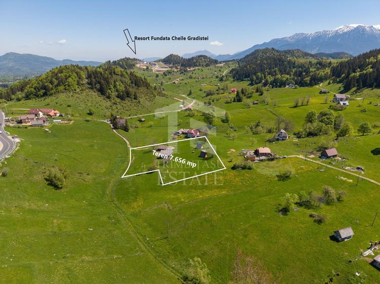 Fundata | Teren de vanzare | 7,656 mp + Cabane tip A Frame