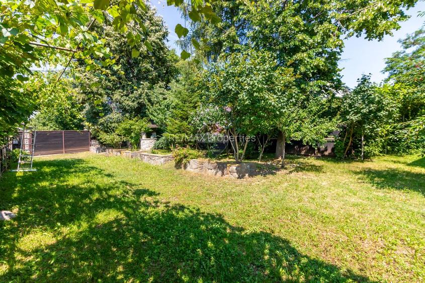 Casă/Vila tip conac, cu anexe si livada de vânzare Valenii de Munte - 29