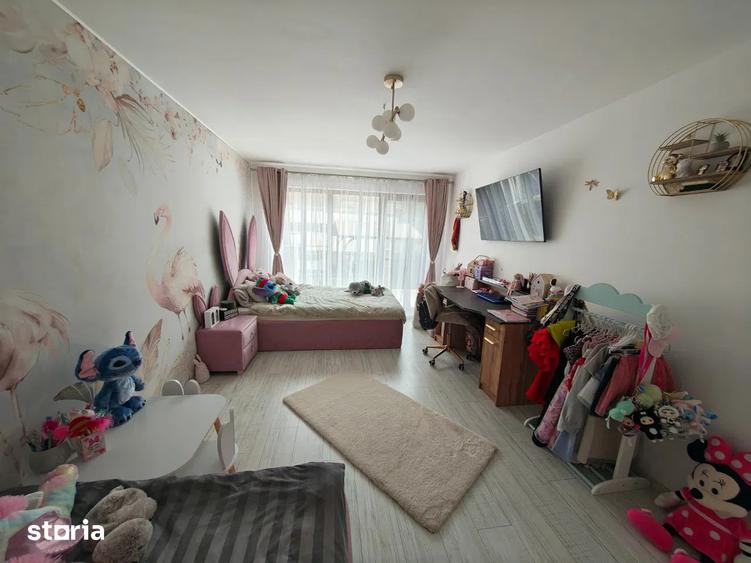 Duplex de vanzare de 140mp , teren 365mp zona : Floresti Narciselor