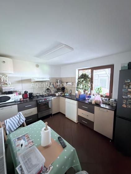 Casa renovata in oras str.Cismelei - 12