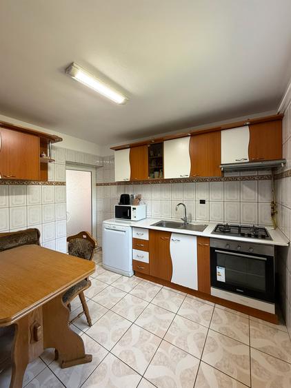 Muntele Mare | Casa cu 5 Camere | 200 mp | 8 Minute de Metrou | COMISION 0%