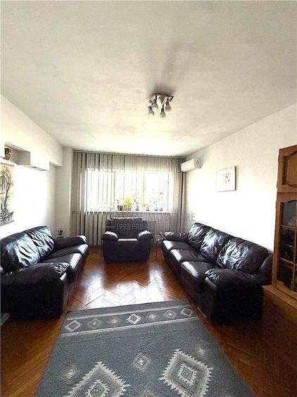 DUPLEX imens , zona Calarasi 3 camere, 2 Bai, 112 MP